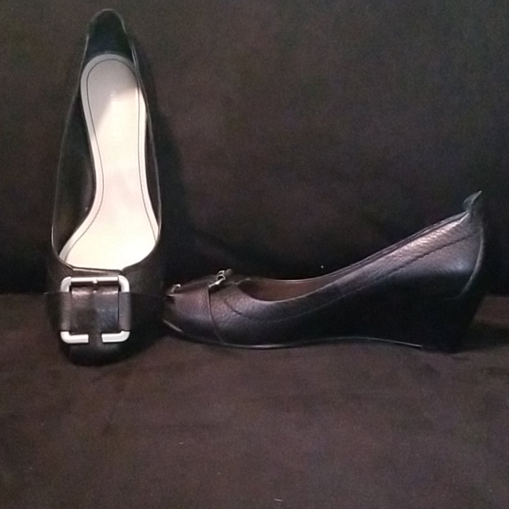 Nine West Black Leather Wedge